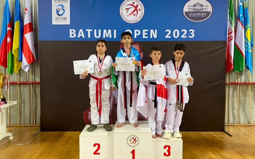 Azərbaycan taekvondoçuları beynəlxalq turnirdən 12 medalla qayıtdılar