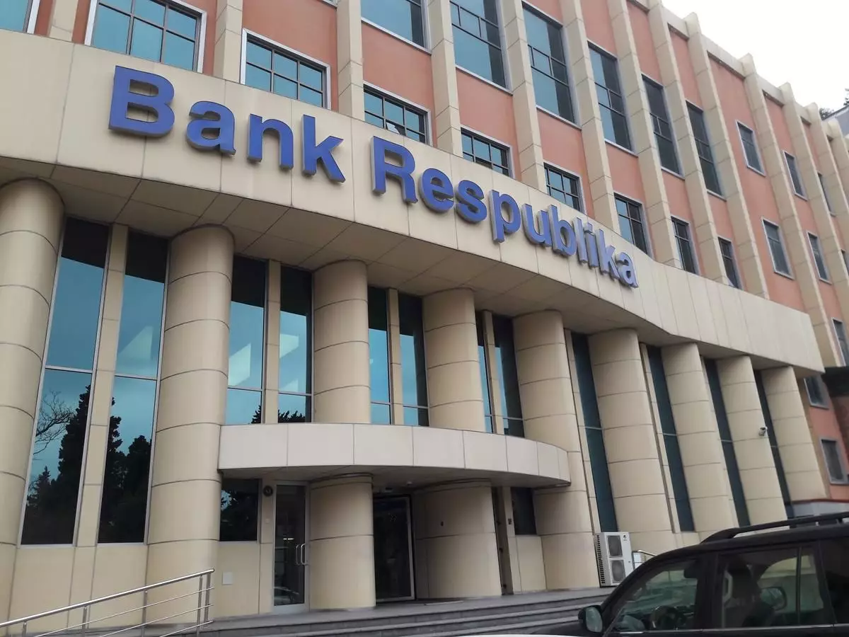 "Bank Respublika” VAKANSİYA elan edir