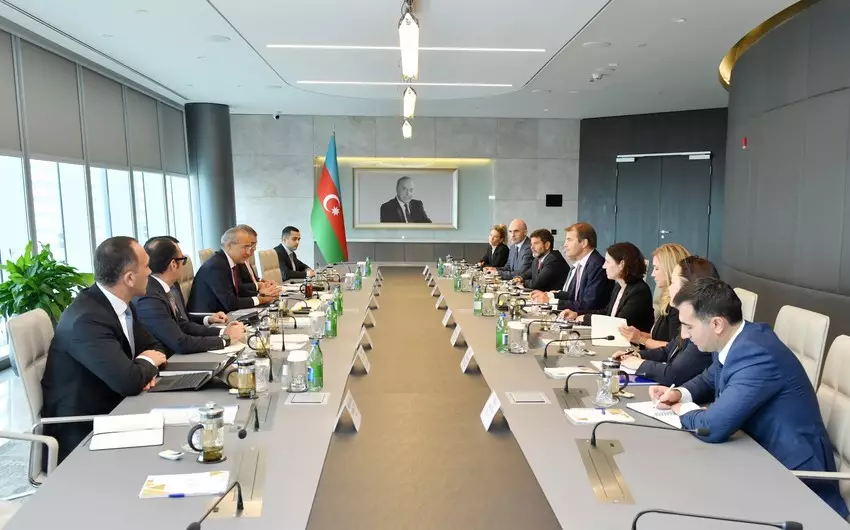 Azərbaycan-EBRD əməkdaşlığının genişləndirilməsi müzakirə edilib