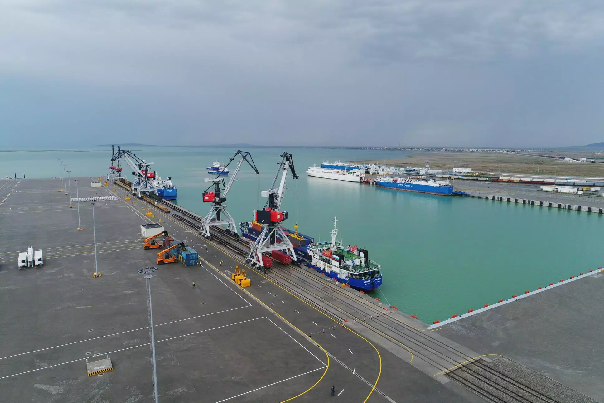 "Bakı Ticarət Limanının imkanları 25 milyon tona qədər artırılır"