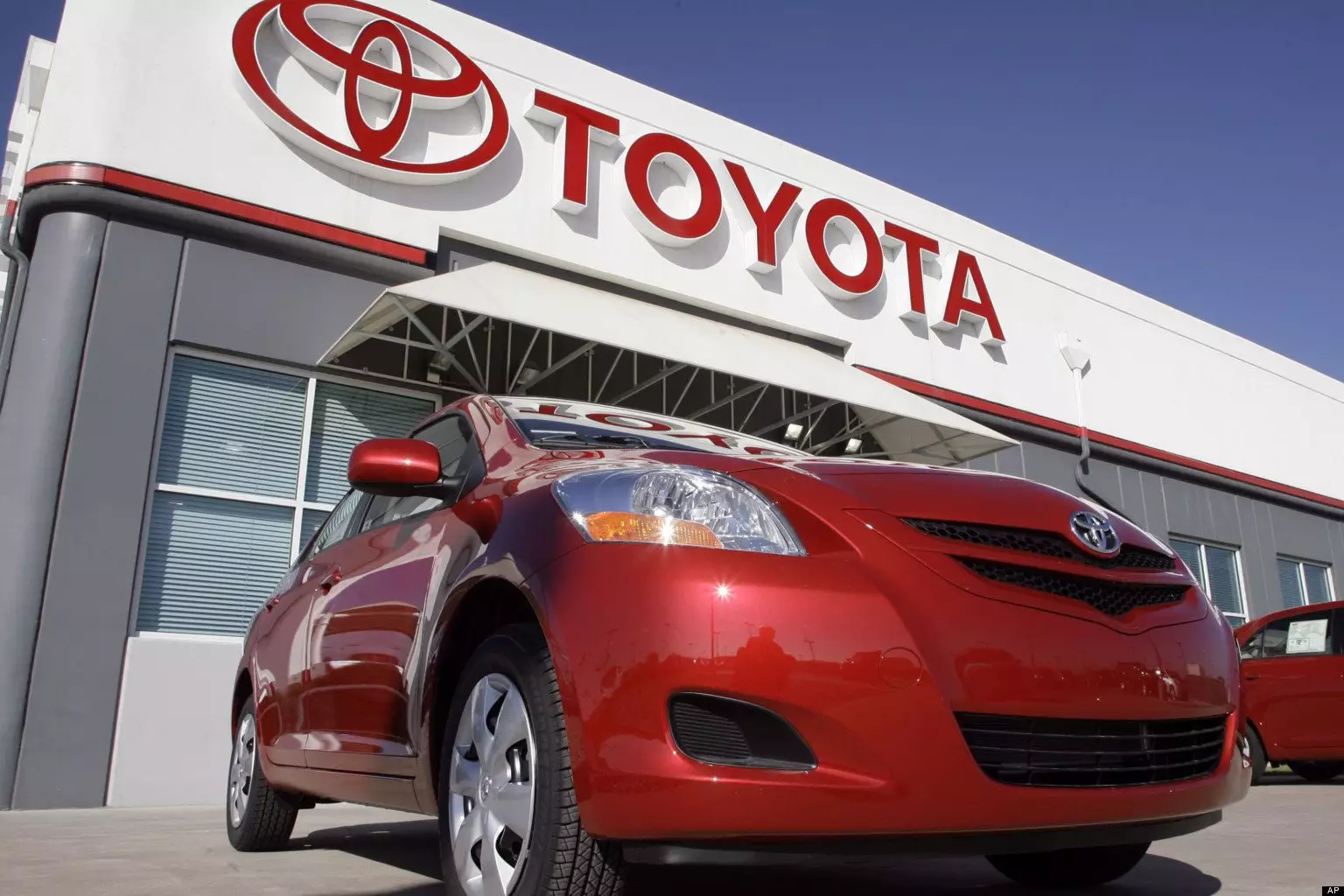 "Toyota" rekord səviyyədə avtomobil istehsal edəcək