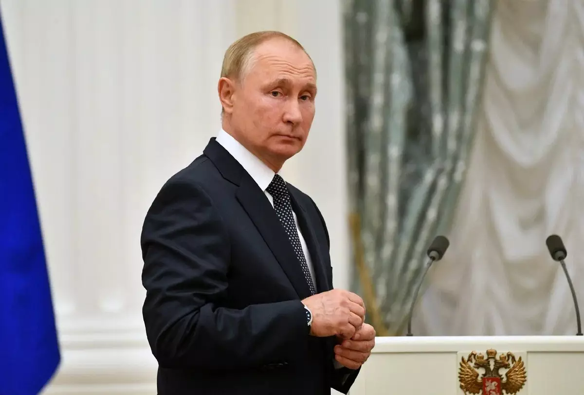Putin: "Rusiya iqtisadiyyatında hər şey sabitdir"