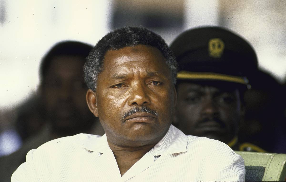 Tanzaniyanın keçmiş prezidenti vəfat edib