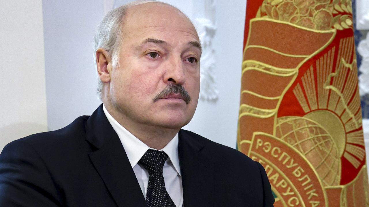 Lukaşenko: Rusiya və Belarus iki müstəqil dövlət kimi bir dövlətdən daha güclüdür