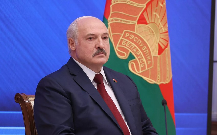 Lukaşenko: Kiyev Moskva ilə danışıqlar aparmasa, Ukraynanın ölkə kimi sayılı günləri qalıb