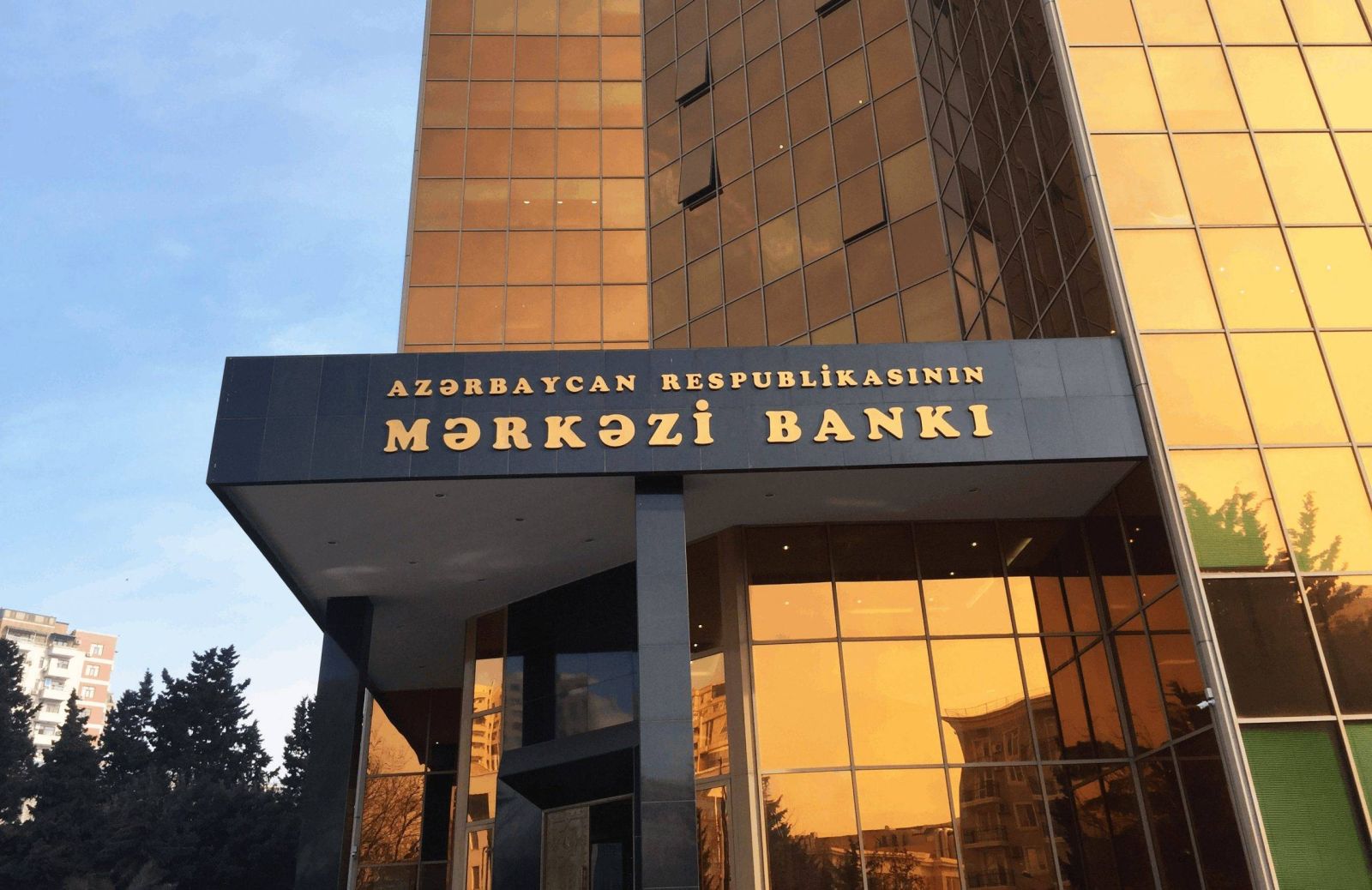 Azərbaycan Mərkəzi Bankının valyuta ehtiyatları 33 % artıb