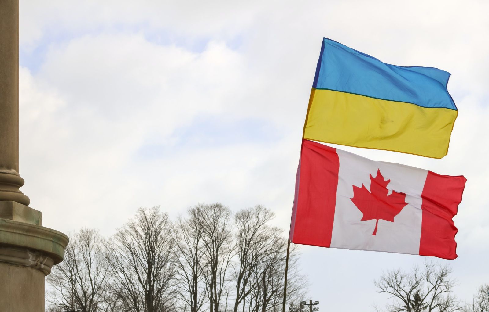 Ukrayna və Kanada təhlükəsizlik sazişi imzalayıb
