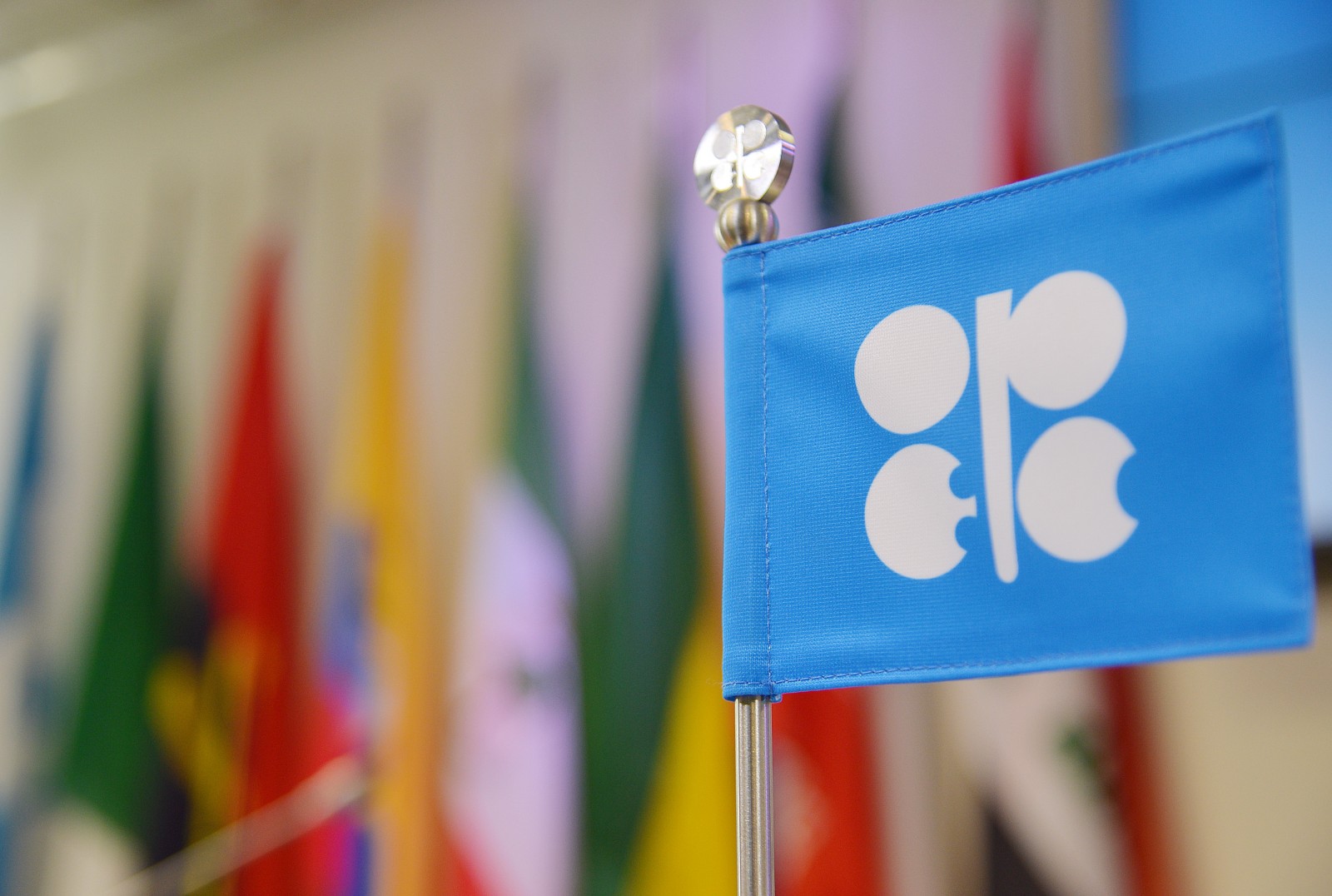 "OPEC+" nazirləri videokonfrans vasitəsilə görüşəcəklər