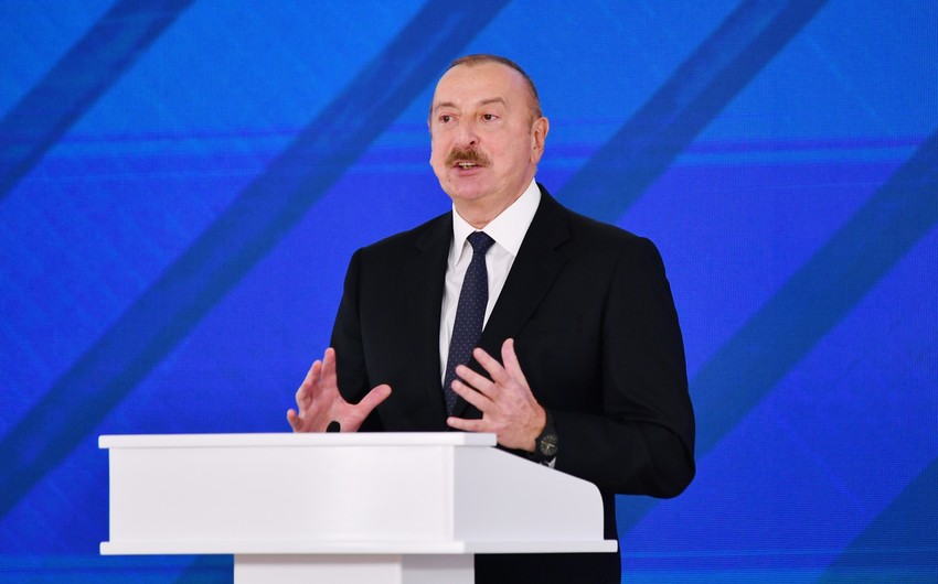 Azərbaycan Prezidenti: "Qarabağda yaşayan insanların iki seçimi var"