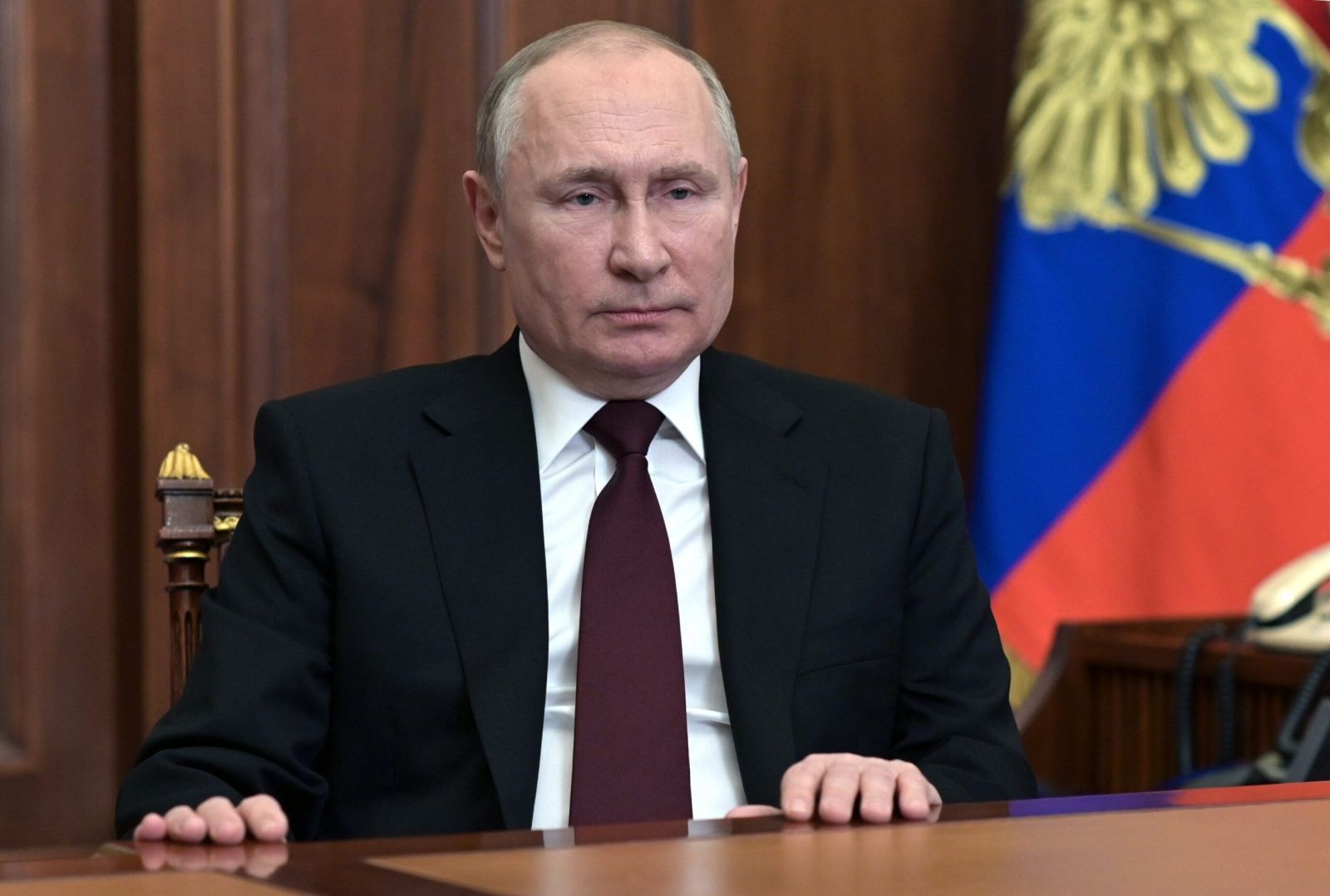 Putin: "Rusiya iqtisadiyyatı 3,2% böyüyüb"
