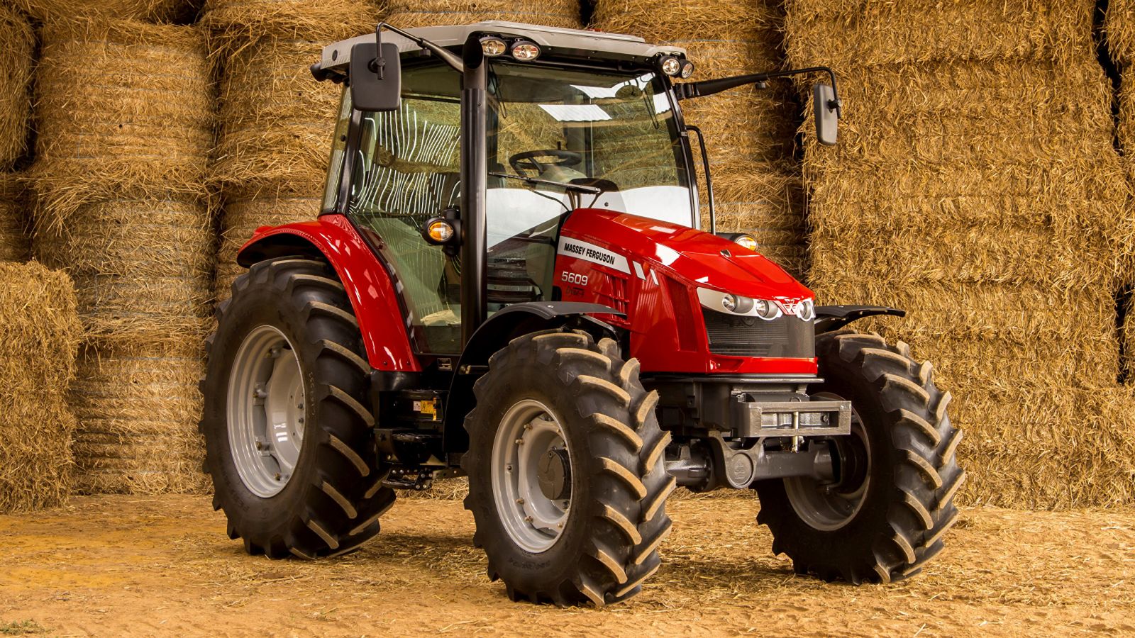 Azərbaycanda traktorların istehsalı 51 % azaldı