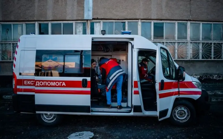 Ruslar Donetski atəşə tutub, ölən və yaralananlar var