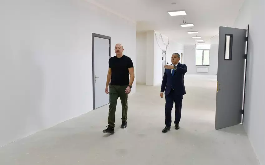 Prezident Şuşada məktəb binasının tikinti işləri ilə tanış olub