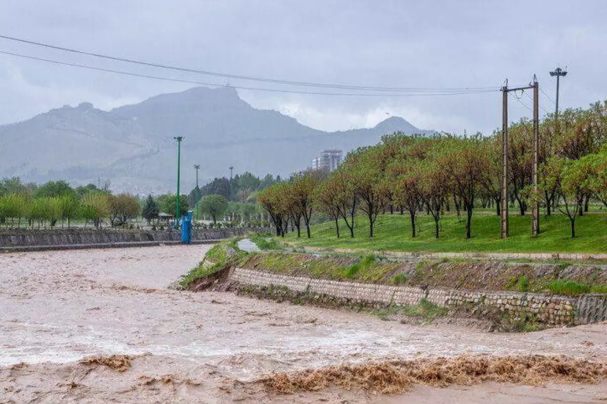 Güclü yağışlar İranın şimalında daşqınlara səbəb olub