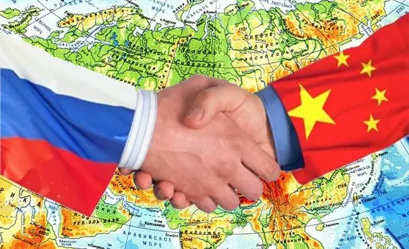 Çin Rusiya ilə çoxqütblü dünyanın formalaşmasına hazır olduqlarını bildirib