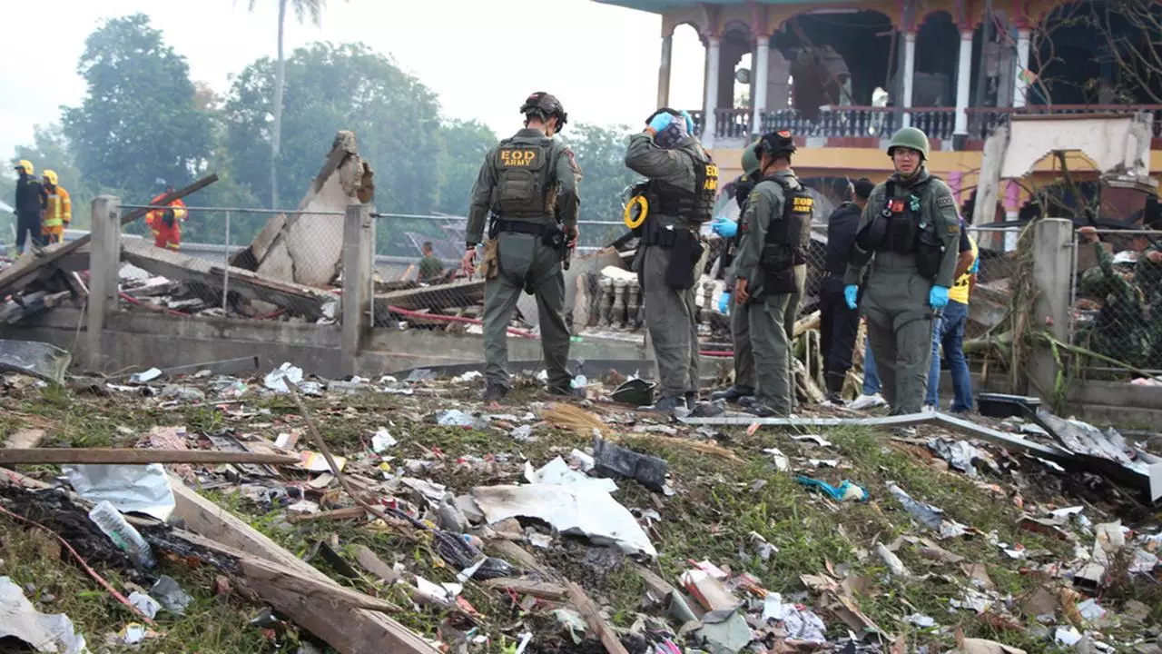 Tailandda baş verən partlayışda ölənlərin sayı 12 nəfərə çatıb