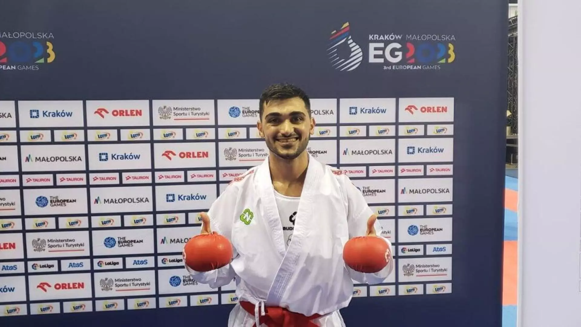 Azərbaycanlı karateçi Avropa oyunlarında qızıl medal qazandı