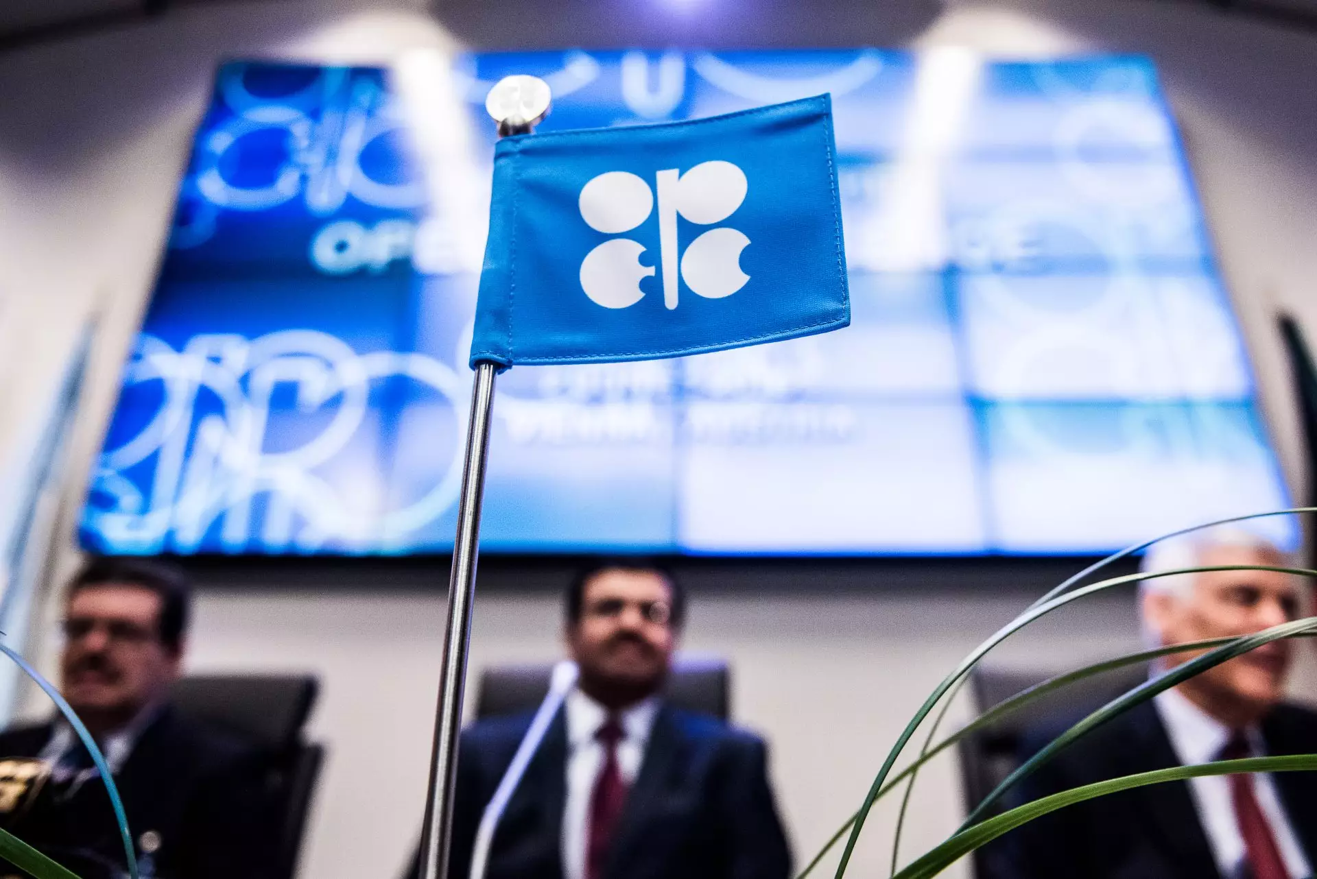 OPEC Liviyaya 500 min dollar ayırıb