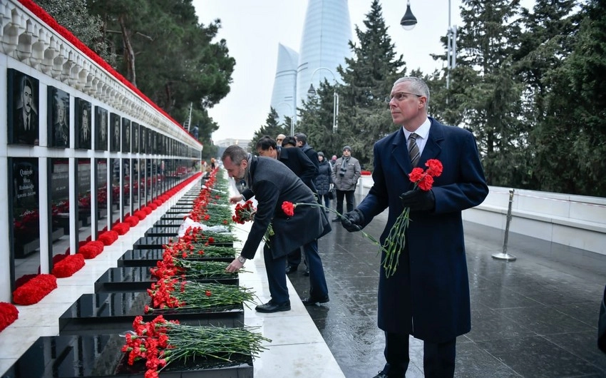 Britaniyanın ölkəmizdəki səfiri 20 Yanvar faciəsi ilə bağlı paylaşım edib