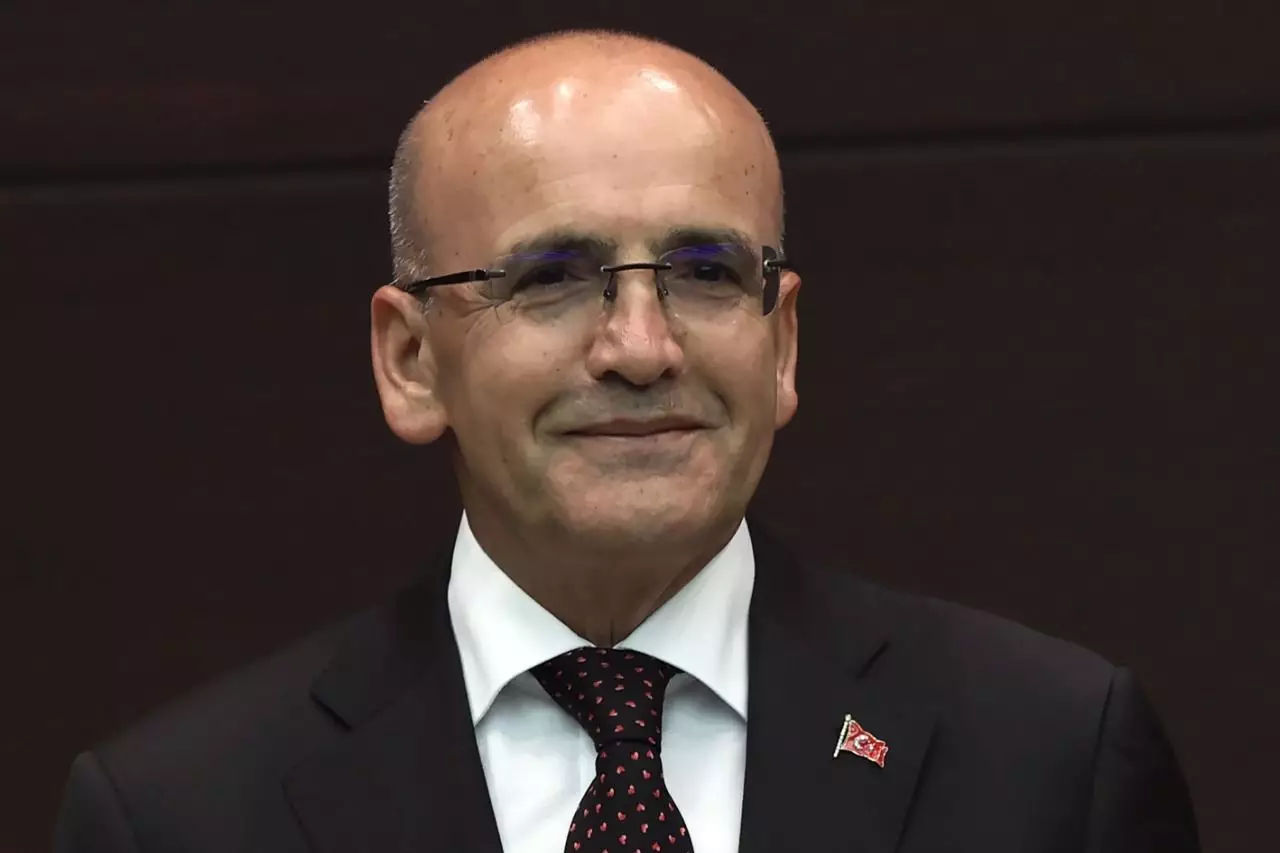 Mehmet Şimşək: "Xarici qaynaqla bağlı işlərimizi sürətləndiririk"