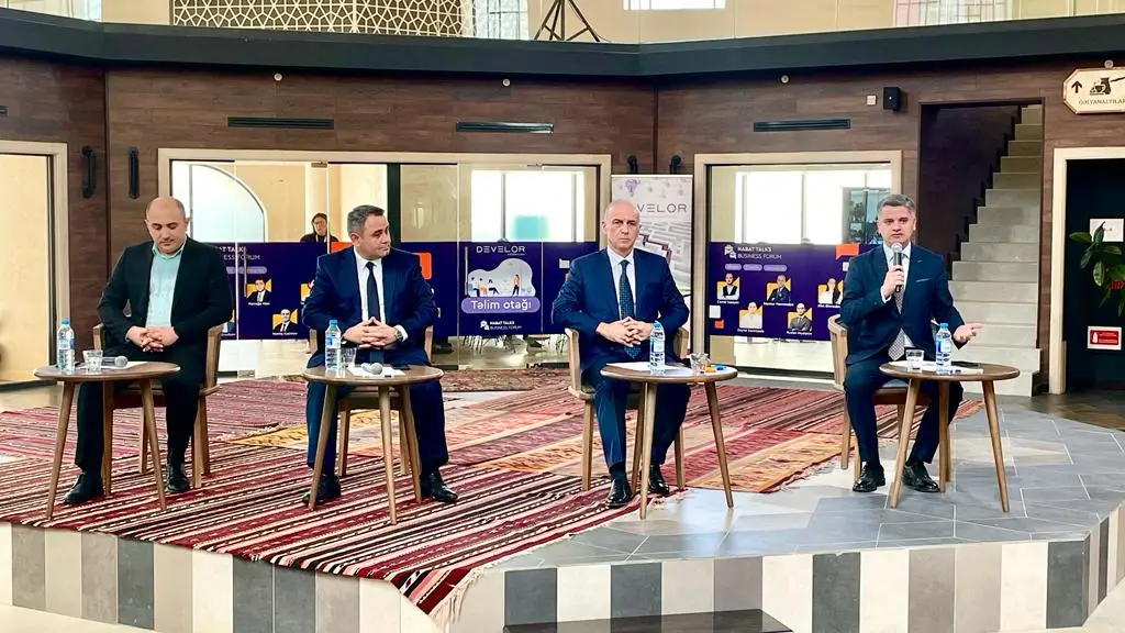 Bakıda sahibkarlığa dəstək məqsədilə “Nabat Talks Biznes Forumu” baş tutdu-FOTO