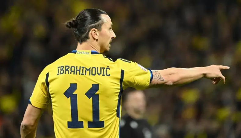 Zlatan İbrahimoviç tarixə düşdü