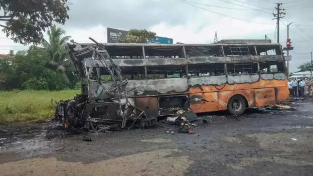 Hindistanda 12 nəfərin ölümü ilə nəticələnən avtobus qəzası baş verib