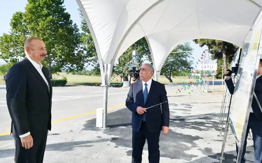 Prezident Qarapapaq-Çaylı avtomobil yolunun açılışında iştirak edib