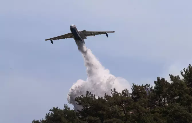 Aİ yanğınsöndürən təyyarə və helikopterlərin sayını ikiqat artırır