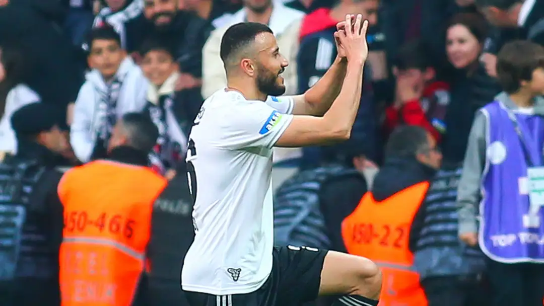 "Beşiktaş" mərakeşli müdafiəçisini satdı