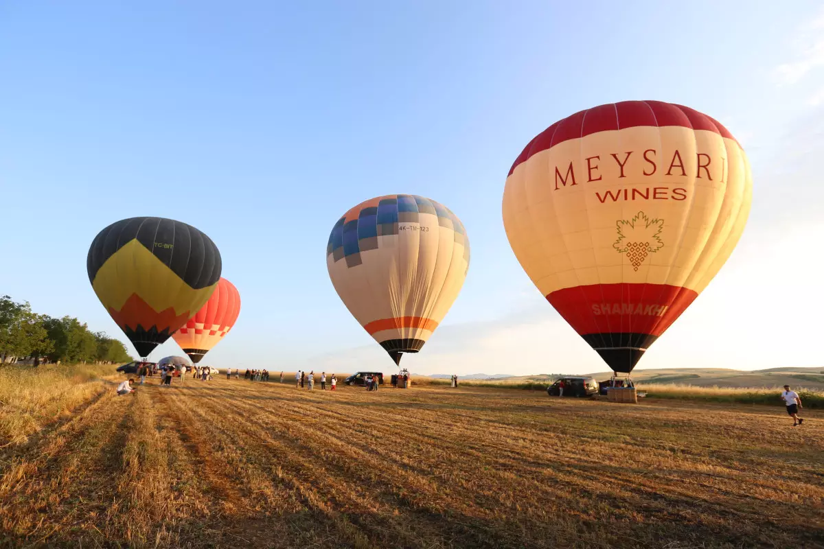 Azərbaycanda ilk Hava Şarları Festivalı keçirilib