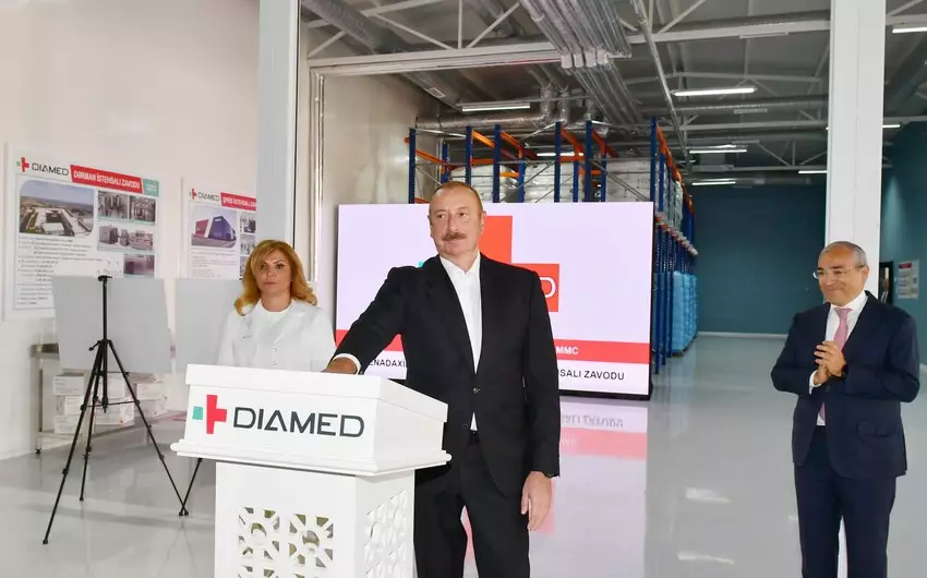 Prezident Bakıda “Diamed” dərman istehsalı zavodunun açılışında iştirak edib