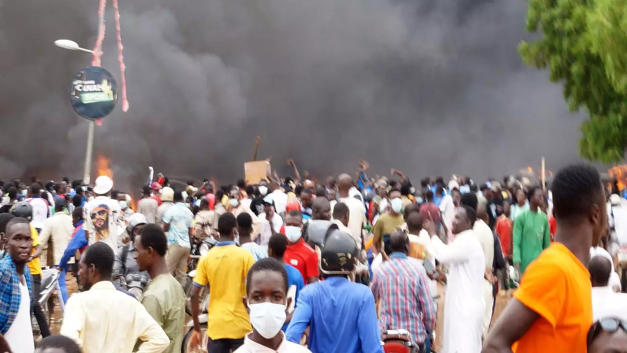 Nigerdə üsyançılar ölkə daxilində milli dialoqa çağırış edib