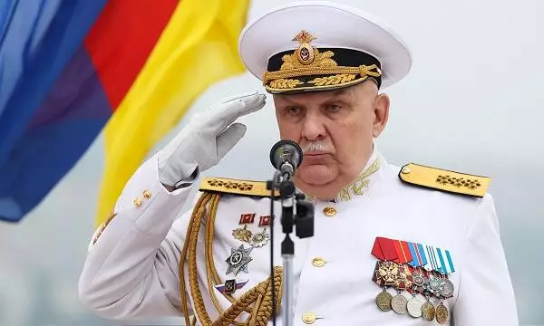 Putin erməniəsilli admiralı işdən çıxarıb