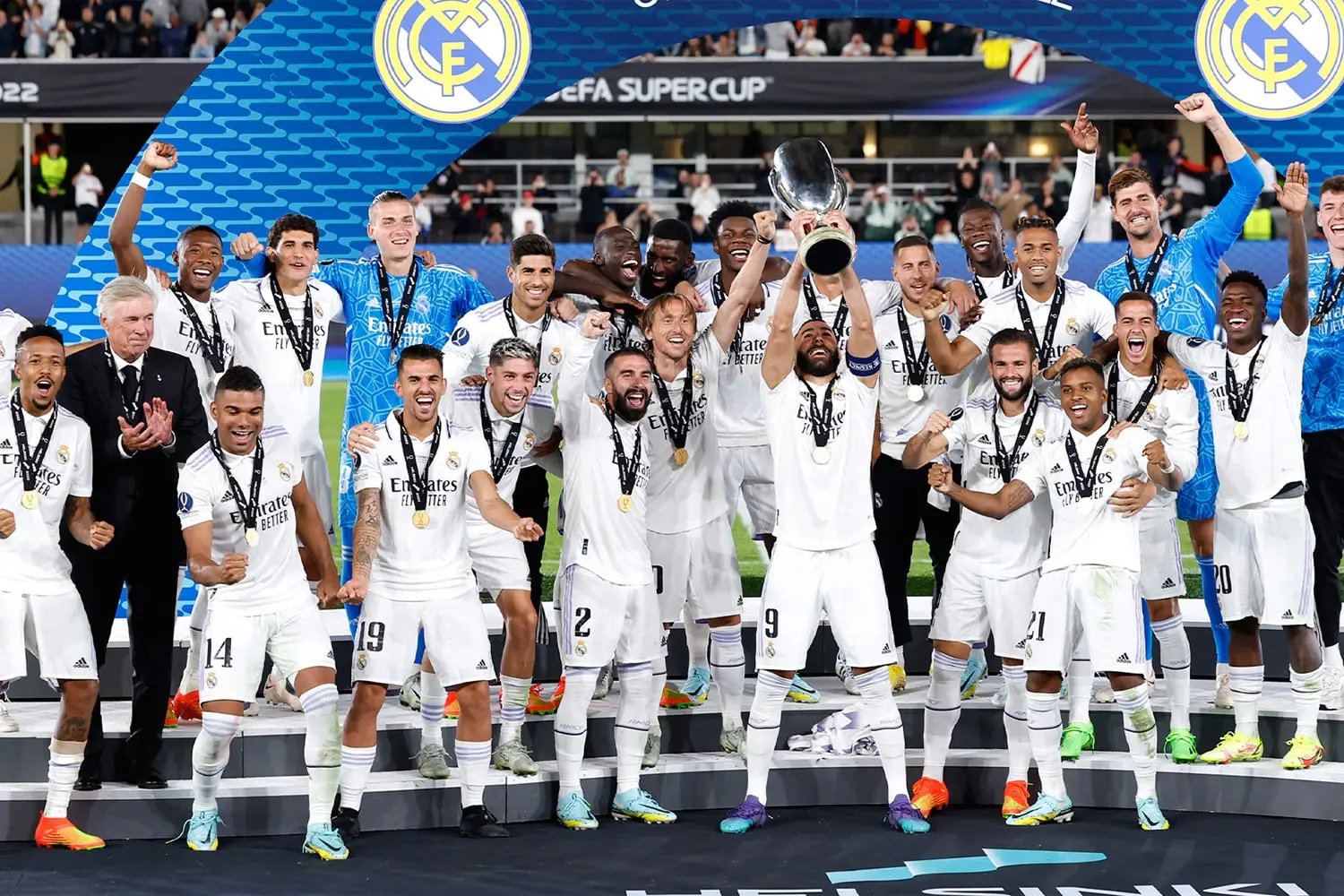 UEFA-dan ötən mövsüm ən çox pul alan klublar açıqlandı