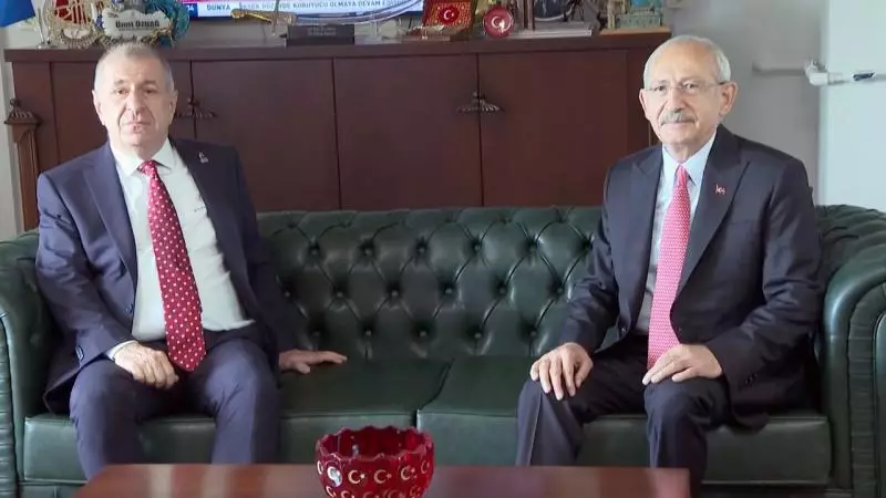 Kılıçdaroğlu Zəfər Partiyasının sədri Özdağ ilə görüşdü