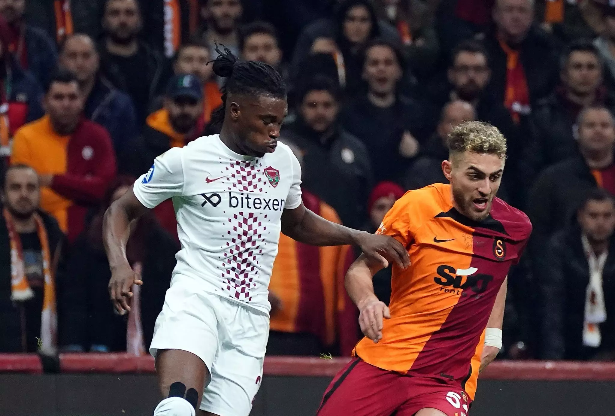 "Qalatasaray" "Hatayspor"un futbolçusu ilə güclənir