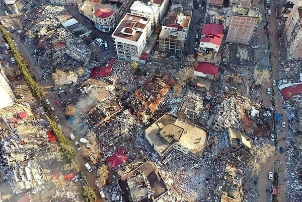 Türkiyədə zəlzələdə ölənlərin sayı 32 minə yaxınlaşıb