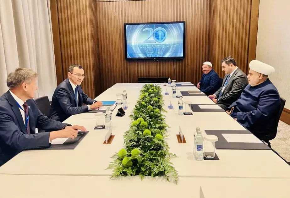 Allahşükür Paşazadə Qazaxıstan Parlamenti Senatının sədri ilə görüşüb