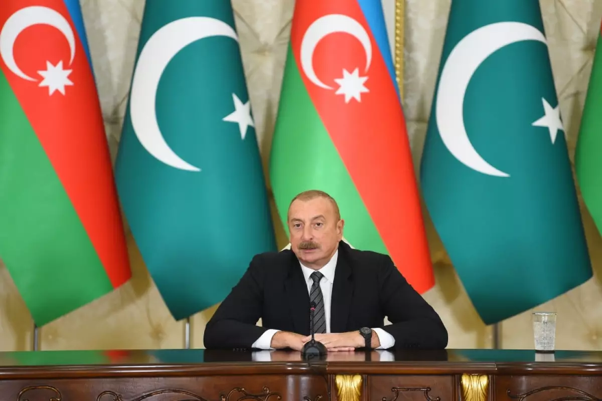 Prezident: Ermənistan rəsmi olaraq bəyan etdiklərini kağız üzərində həkk etməlidir ki, Qarabağ Azərbaycandır!