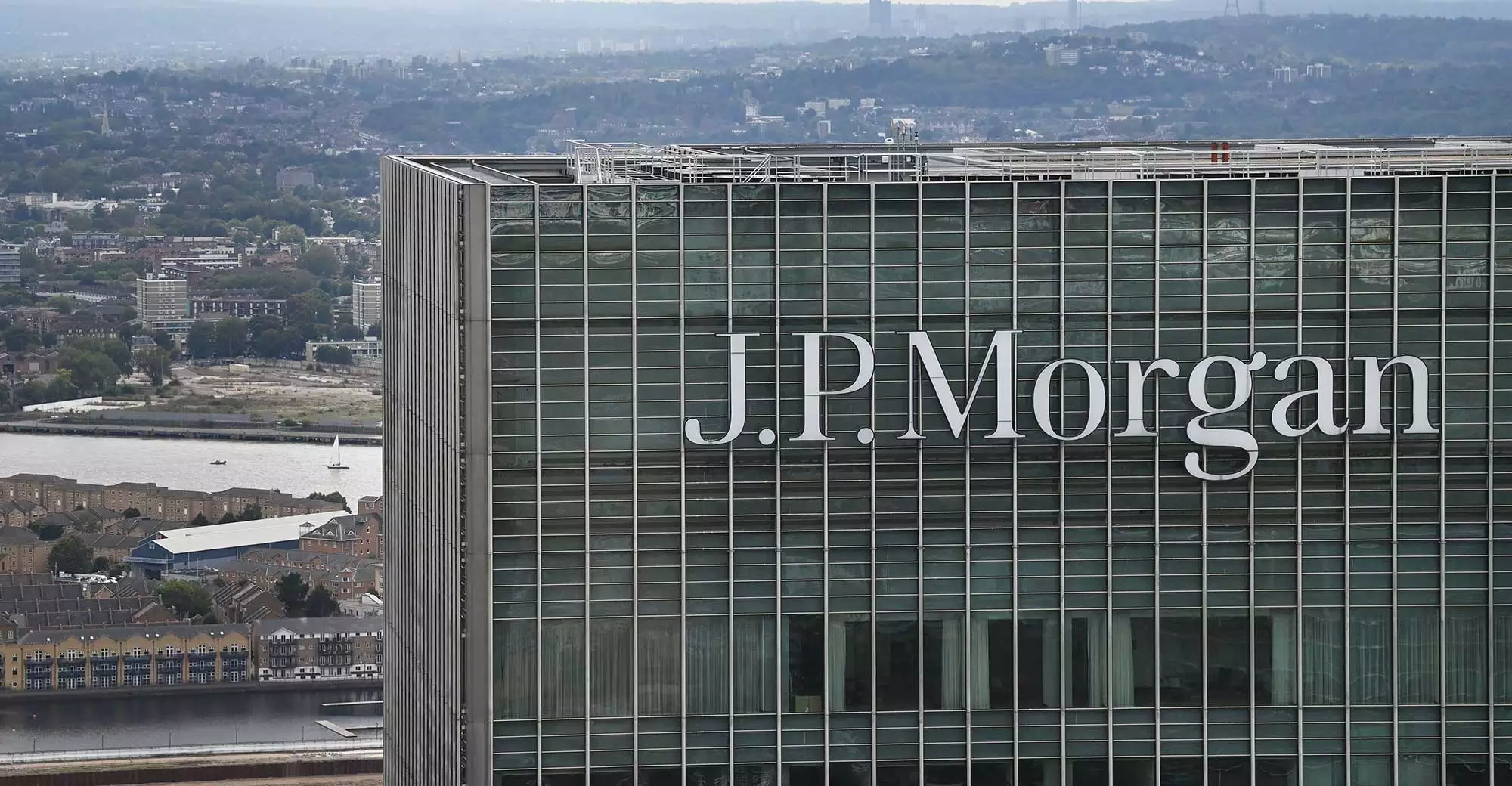 "JP Morgan" faiz dərəcələrini artırır