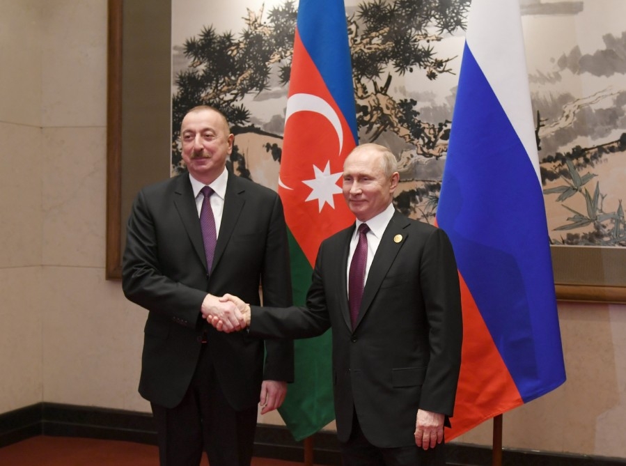 İlham Əliyev və Rusiya prezidenti Vladimir Putin üçtərəfli razılaşmaların icrasını müzakirə edib