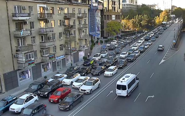 Bakıda sıxlıq olan yollar açıqlanıb