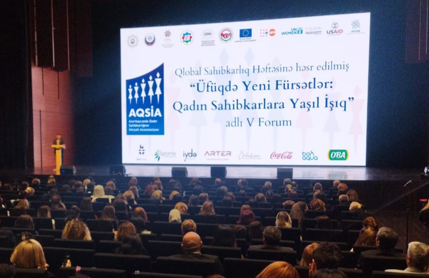 Bakıda “Üfüqdə Yeni Fürsətlər: Qadın Sahibkarlara Yaşıl İşıq” adlı forumu başlayıb - FOTO 