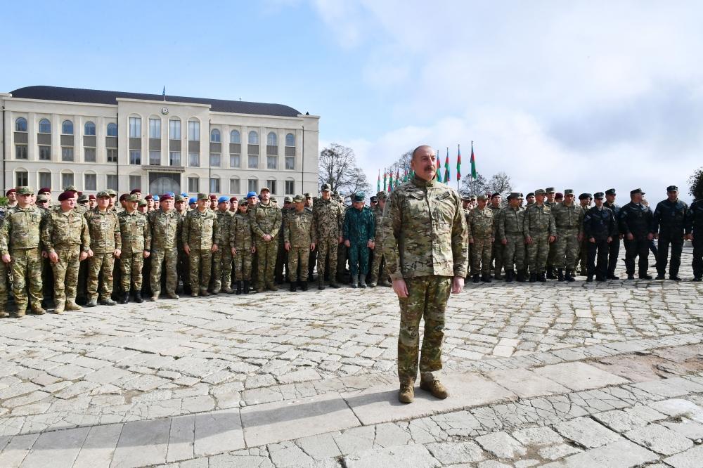 Dövlət başçısı: "Azərbaycanda yaşayan bütün xalqlar Qarabağ uğrunda ölümə gedirdilər"