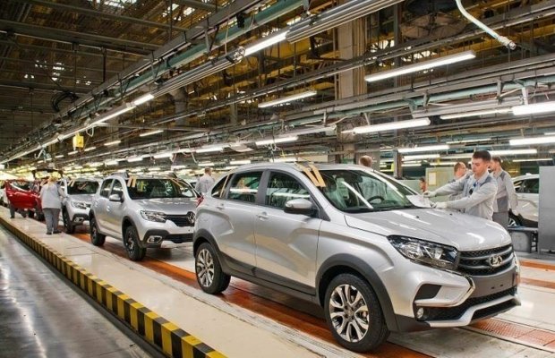 "Avtovaz"ın istehsalı kəskin azalıb