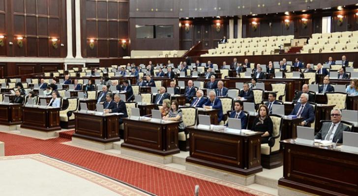 “Söz vermirəm ki, bütün təklifləriniz həllini tapacaq”-Baş nazirdən deputatlara cavab