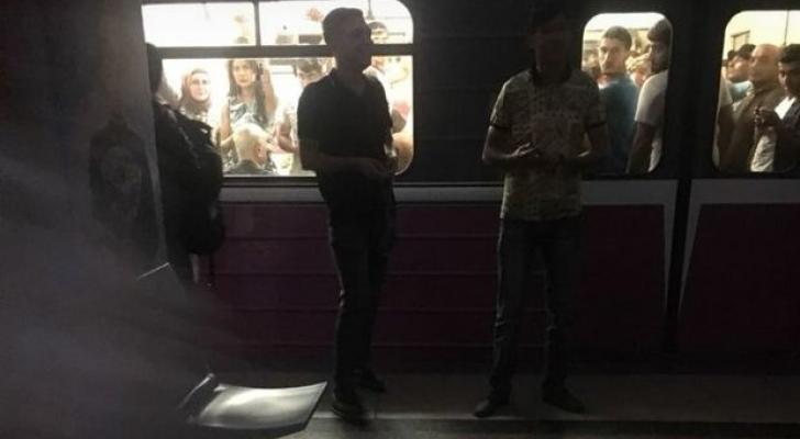 Metronun dörd stansiyasında işıqlar söndü - SƏBƏB