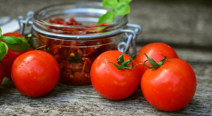 “Bu il pomidor ötən illə müqayisədə 30-40% ucuzdur” - AÇIQLAMA