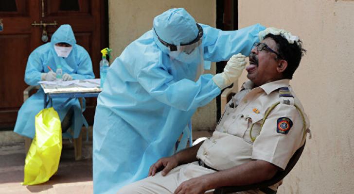 Hindistanda gün ərzində 2500 nəfər koronavirusa yoluxub